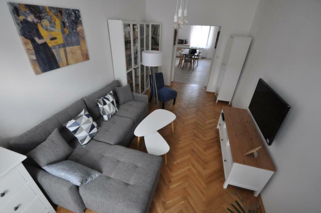 Jirina Appartments Apartament *